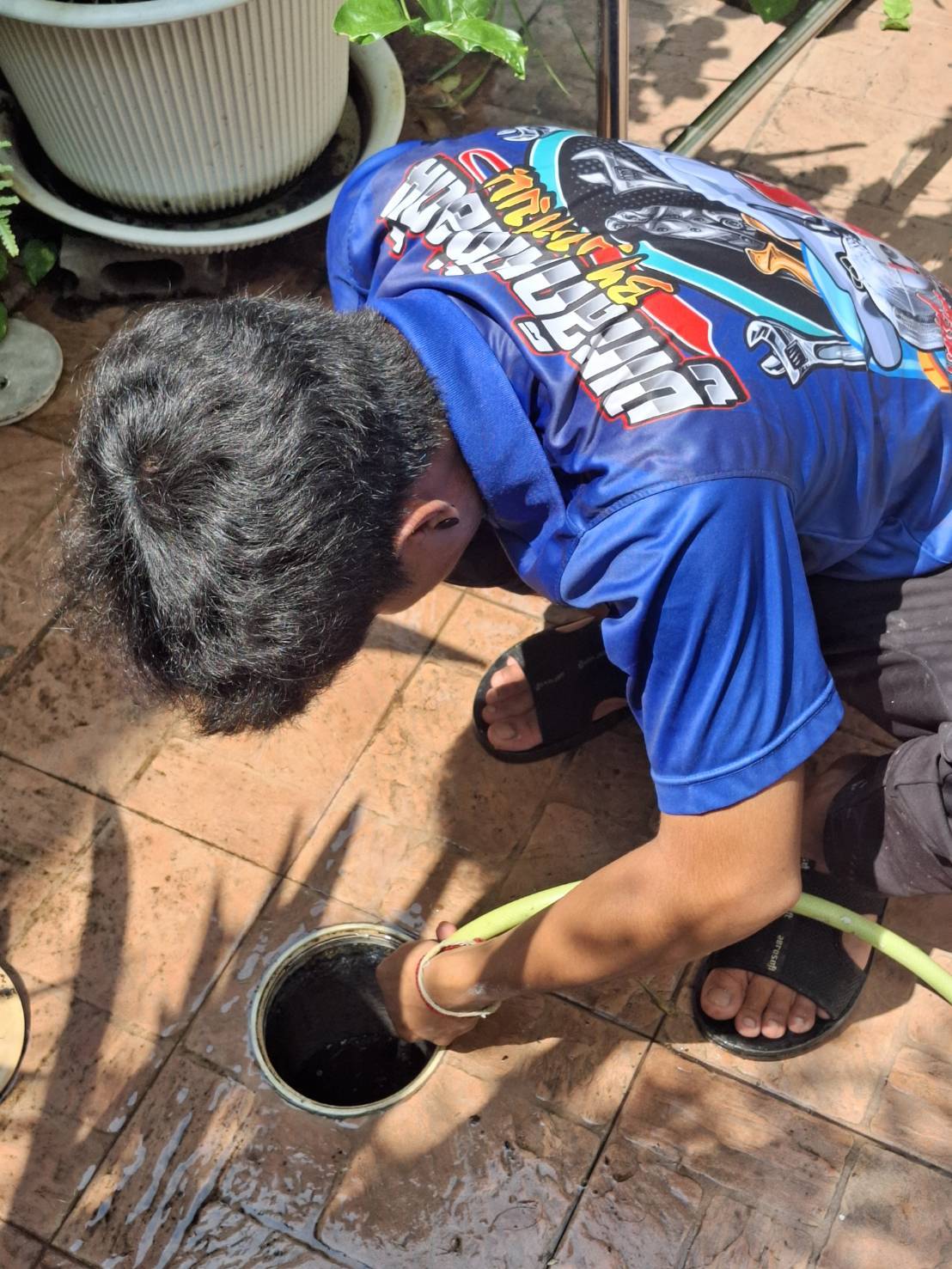 13 - https://ช่างท่อตันเซอร์วิส.com | บริการแก้ไขท่อตัน ส้วมตันครบวงจร ครอบคลุมทุกพื้นที่ด้วยทีมช่างประสบการณ์กว่า 10 ปี พร้อมเครื่องมือพิเศษ รับประกันจบงานไว ไม่ทิ้งปัญหากวนใจ