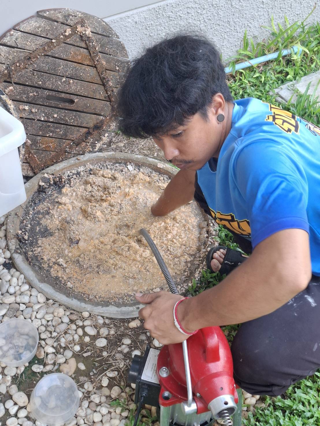 14 - https://ช่างท่อตันเซอร์วิส.com | บริการแก้ไขท่อตัน ส้วมตันครบวงจร ครอบคลุมทุกพื้นที่ด้วยทีมช่างประสบการณ์กว่า 10 ปี พร้อมเครื่องมือพิเศษ รับประกันจบงานไว ไม่ทิ้งปัญหากวนใจ