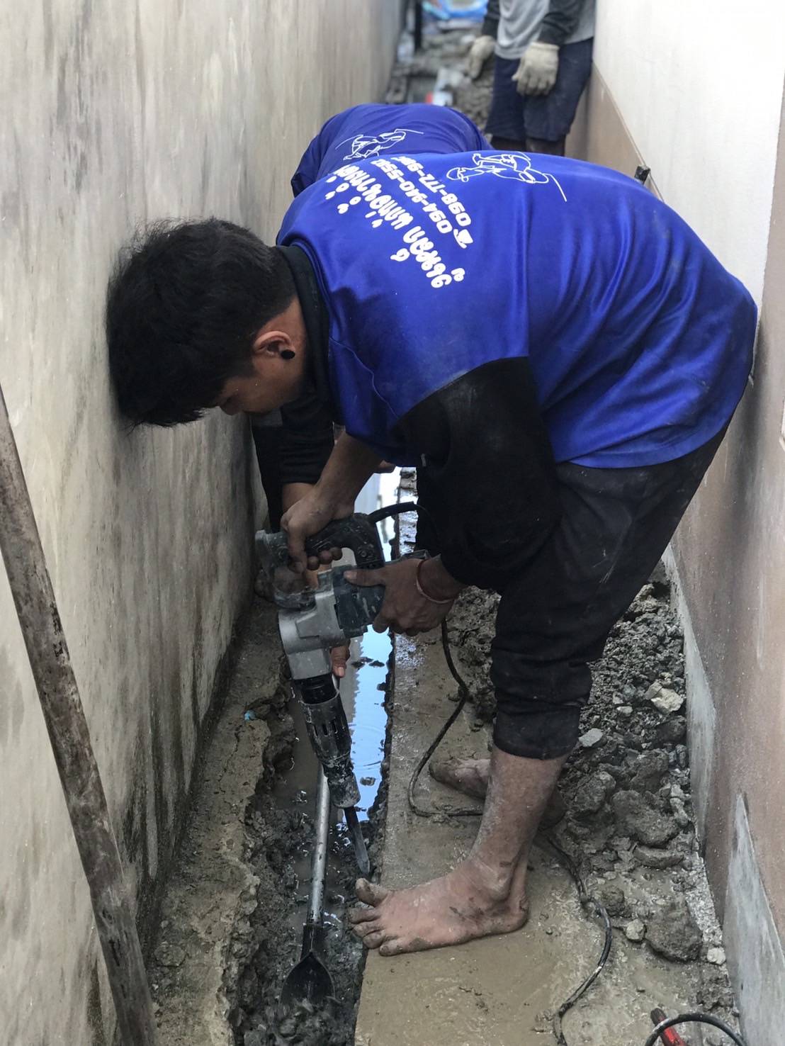 20 - https://ช่างท่อตันเซอร์วิส.com | บริการแก้ไขท่อตัน ส้วมตันครบวงจร ครอบคลุมทุกพื้นที่ด้วยทีมช่างประสบการณ์กว่า 10 ปี พร้อมเครื่องมือพิเศษ รับประกันจบงานไว ไม่ทิ้งปัญหากวนใจ